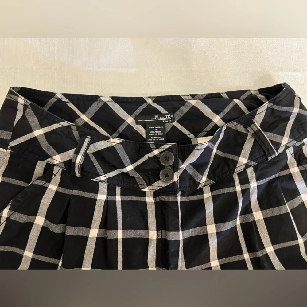 Will Smith, Kate fit shorts with belt, size 12